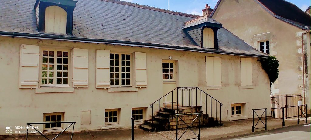 LES COMMUNS DU CHATEAU